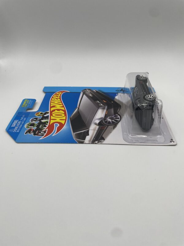 2014 Hot Wheels '81 Delorean DMC-12 - Image 4