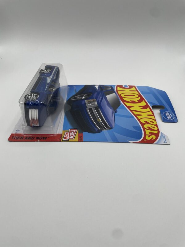 Hot Wheels Chevy Silverado - Image 3