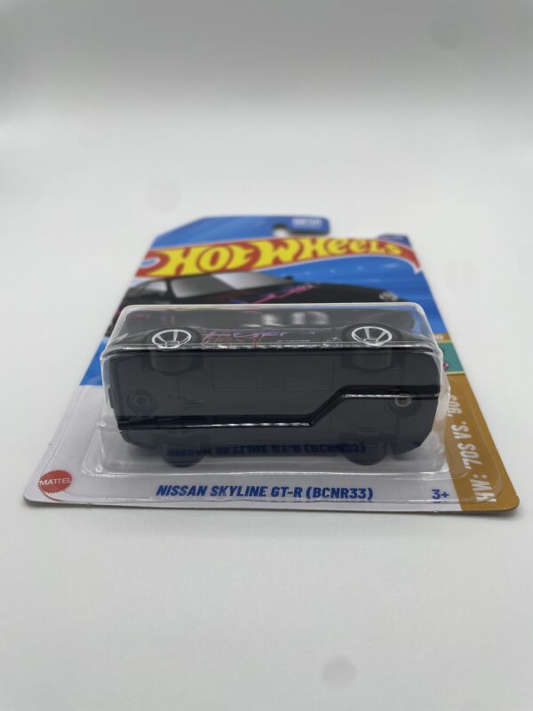 2025 Hot Wheels Nissan Skyline GT-R (BCNR33) - Image 2