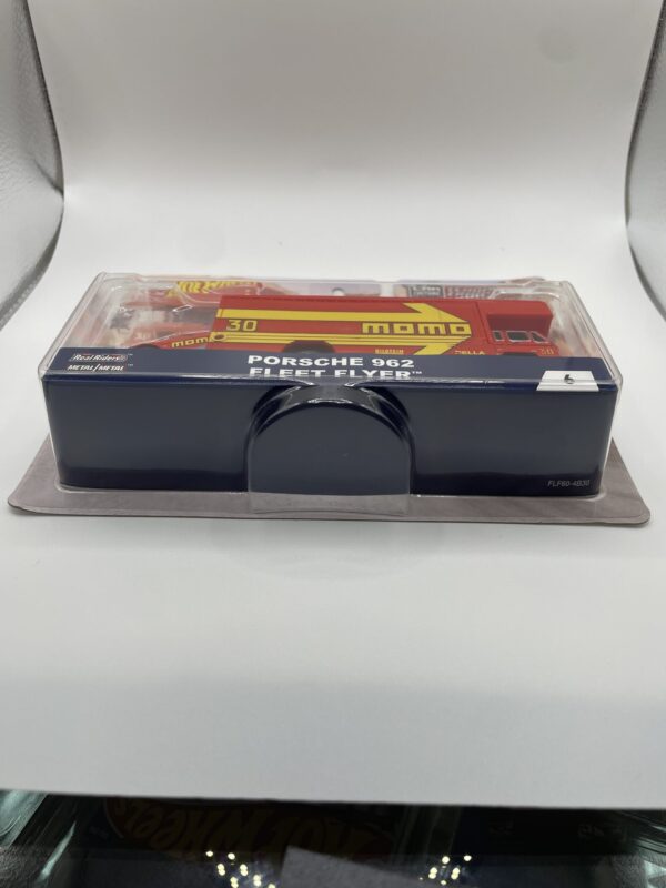 Hot Wheels Team Transport #6 Porsche 962 w/ Fleet Flyer - Image 2