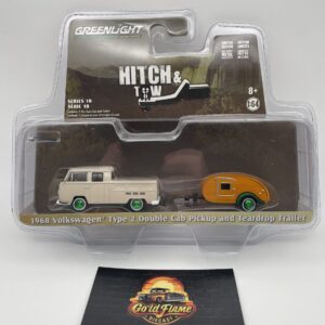Greenlight Collectibles Hitch & Tow CHASE 1968 Volkswagen Type 2 Double Cab Pickup and Teardrop Trailer
