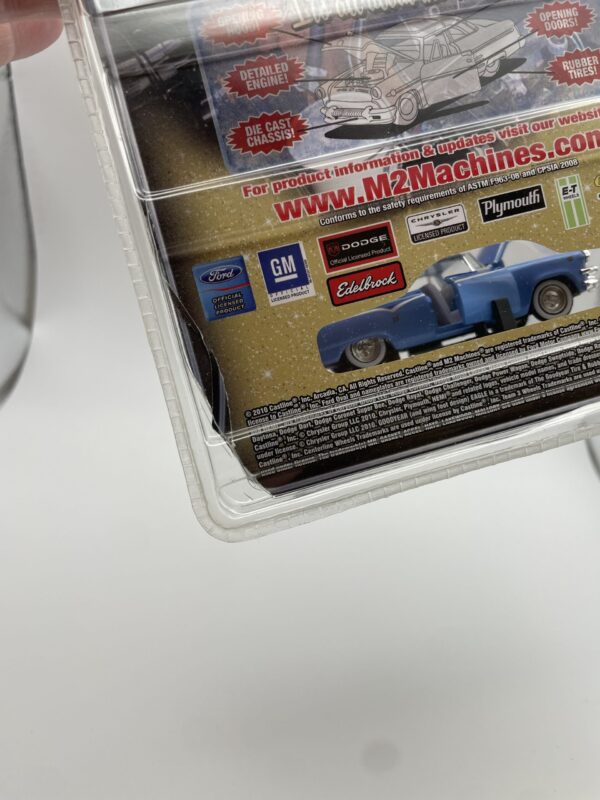 M2 Machines Auto Thentics 1955 Dodge Royal Lancer - Image 3