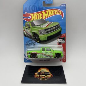 2020 Hot Wheels Treasure Hunt Chevy Silverado - Light Green
