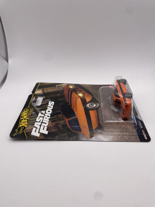 Hot Wheels Premium Fast & Furious Alfa Romeo Giulia Sprint GTA - Image 4