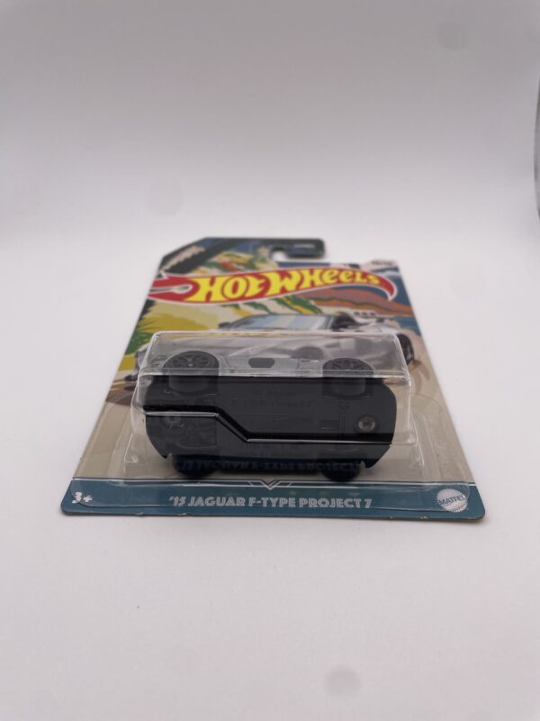 Hot Wheels Convertibles Series '15 Jaguar F-Type Project7 - Image 2