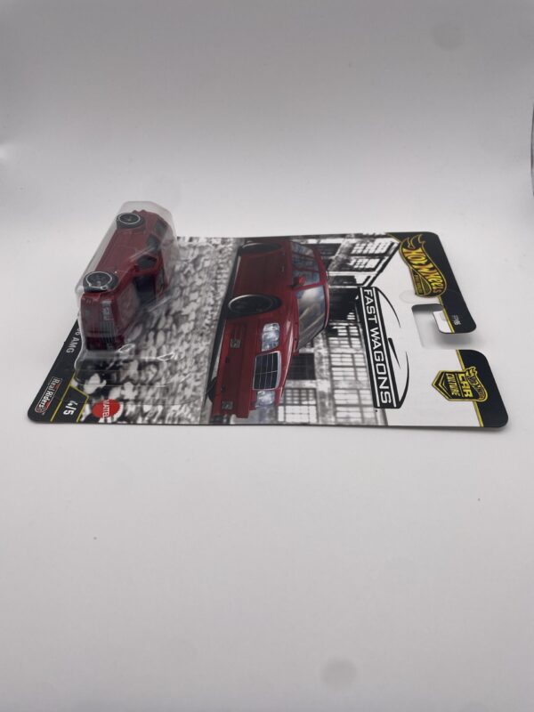 2025 Hot Wheels Car Culture Fast Wagons Mercedes-Benz E 36 AMG - Image 3